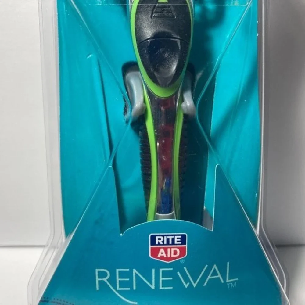 Rite Aid Renewal 3 Blade Razor for Men w/3 Refills